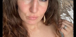 Conservative group submits petition to have GOP trustee with porn site removed from position